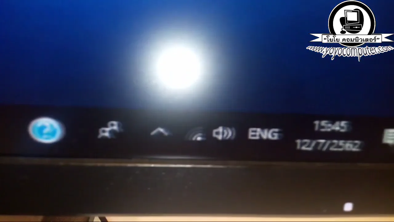 ภาพจากวิดีโอสอนแก้ปัญหา connect pc dual monitor setup